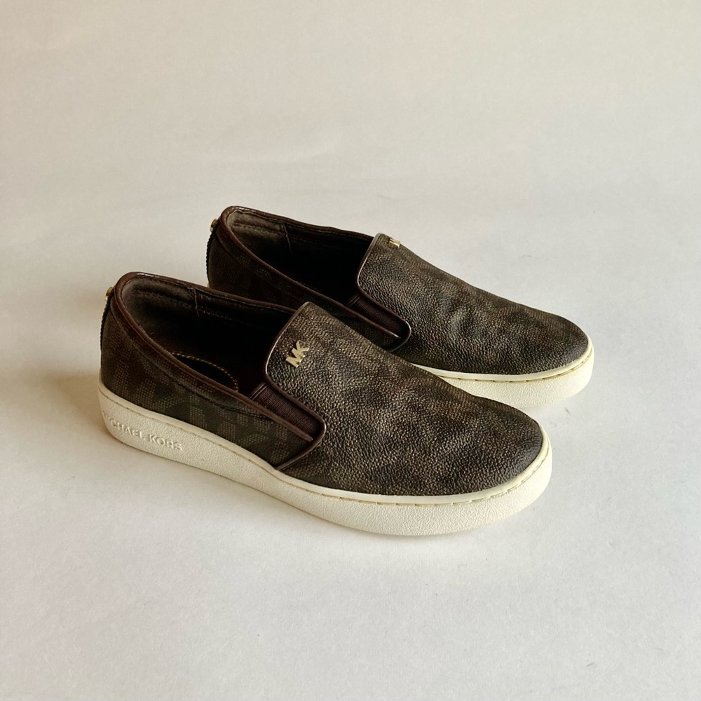 Michael Kors Brown Signature Logo Crossgrain Leather White Rubber Loafers size 5